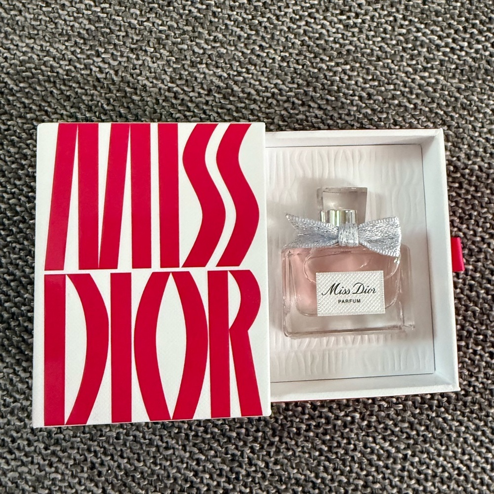 Dior Miss Dior Parfum New Release 5 ml 0.17 FL OZ Travel Size Miniature New - Picture 4 of 12
